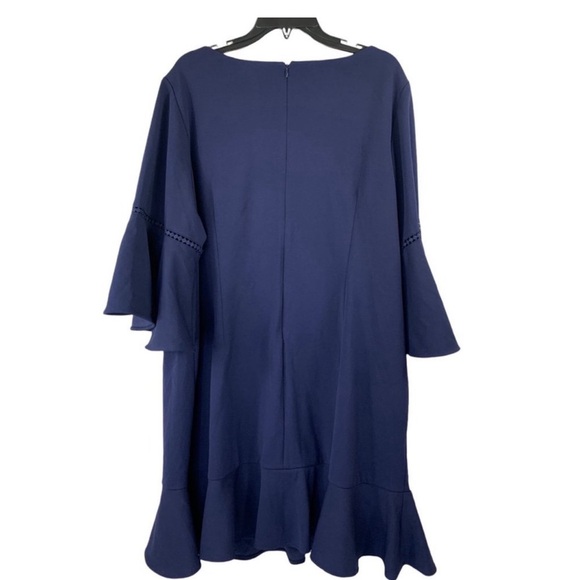 Roz & Ali Dress - Picture 2 of 5